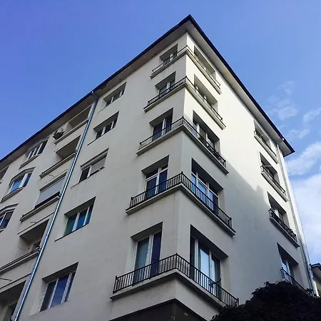 Apartament Premier *
